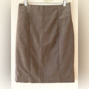 H&M Modern Classic size 8 brown Pencil Skirt